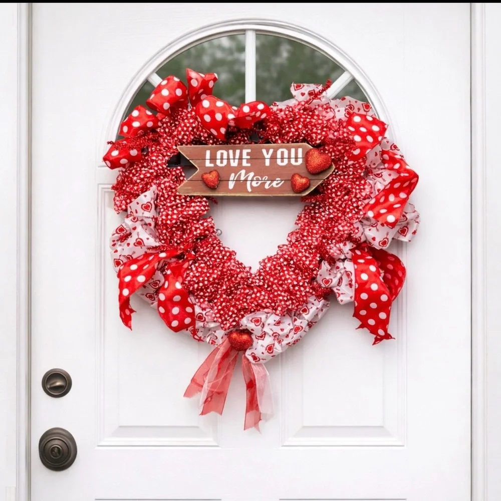 Festive Heart-Shaped Red and White Wreath